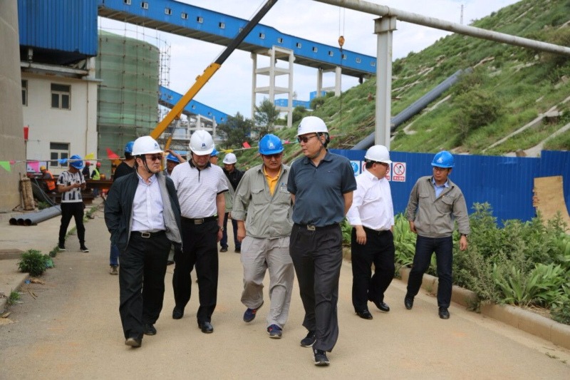 ���ı����һ�е��ȷ滯������