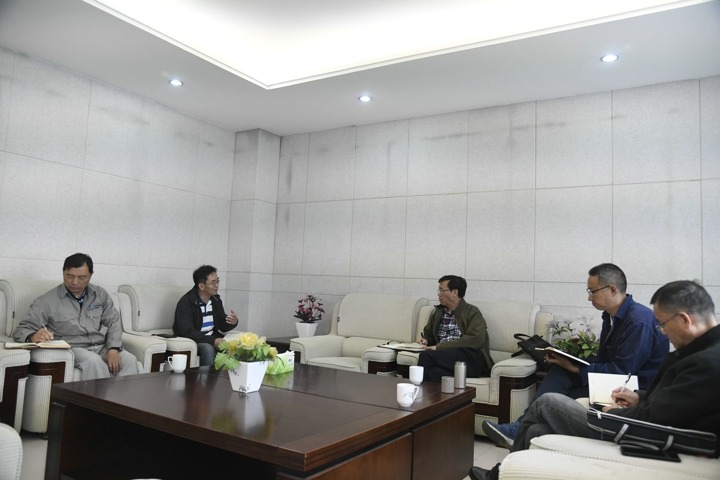 �����ܾ����߽��Ե��ȷ滯������