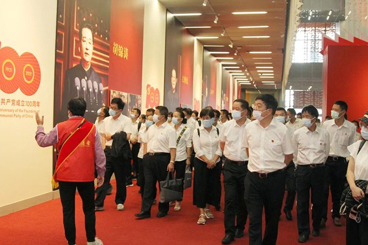 ��ú��k8��������Ӯ�ң����ŵ�ί��֯����ɲ�ְ����������ʡ��ף�й�����������100����ɼ�չ