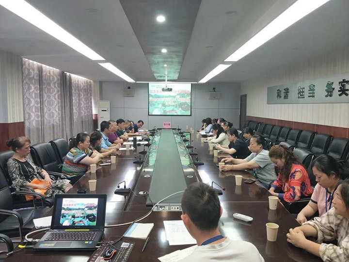 ����ú̿��˾�ٿ����������ҷ������Ҹ���ͥ����̸��