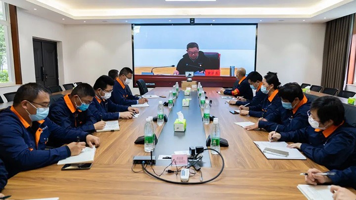 ����Ѷ���⻯��˾���롰������ú��������Ƶ�����ᡢʯ�ͻ�ѧ��ҵ������˾���С�������ú���ж�������ʽ��ú̿����о�Ժ�ٿ���ʾ������