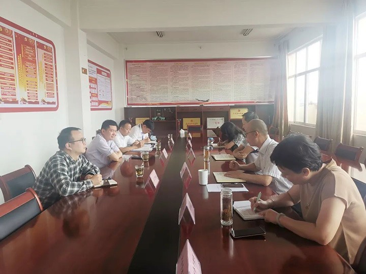 ����Ѷ���ٶ�������������º�һ�е����ϻ���������˾���У��ȷ�úҵ��˾������ú̿��˾����ѧϰ���⻯�ֹ�˾��֯��Ա����ˮ������