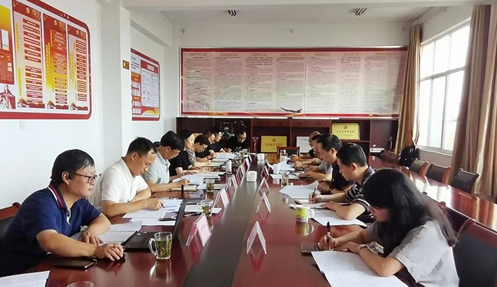 ���ŵ�ί����ǡ������³����ܾ����߽���һ�е�����������˾����ָ������