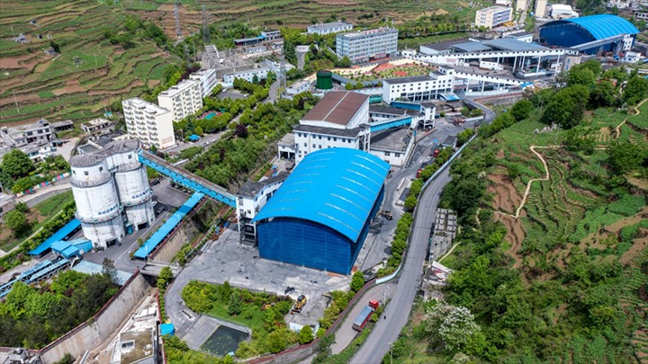 ѧϰ�����᳹���Ķ�ʮ���� ʡ����ҵ��ί���̸���