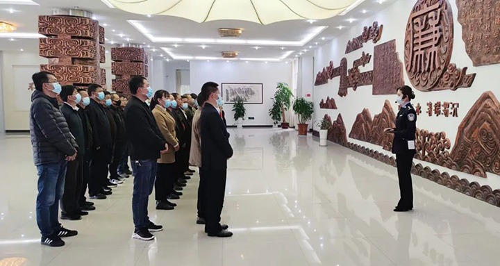 ����Ѷ���Ľǵ�ú��˾��֧���������з���������ʾ�������ؿ�չ������ʾ�����˶�