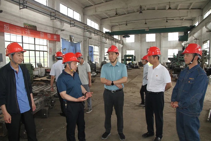 �������������ú��k8��������Ӯ�ң����ŵ�ί����ǡ�������ϯ����һ�е�����ú��չ�����������