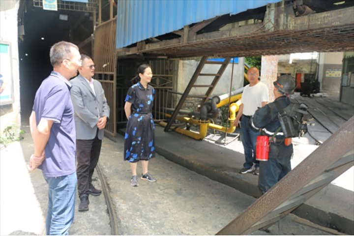 �������������ú��k8��������Ӯ�ң����ŵ�ίίԱ�������ܼ�Ī����һ�е��쾮ú��չ�����������