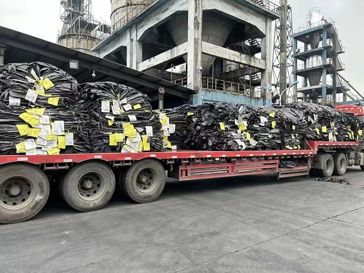 ����ú��Ѷ����ú�����ƹ��Ʒ��Ǯ���ƹܿ�ģʽ��½��ú��չ�����Ͷ����⵳���˶�����Զ���˴�ҵ��ͨ��������ŵ��⻯�����ֹ�˾����