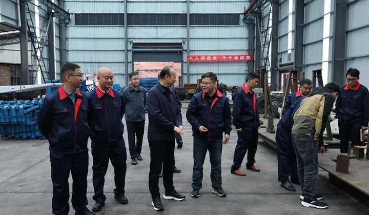 ���۽���ú�����ҿ�ɽ�����������Ͼ�ִ��һ���ʿ����鵽���ú�󿼲콻������ǡ���ú���ۺϻ�е�����ɼ���