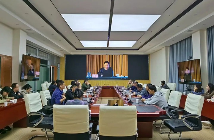 ���۽���ú����ú��k8��������Ӯ�ң����Ź�����֯ȫ�幤��ɲ�����ȫ���ܹ��ᡰѧϰ�᳹�й�����ʮ�˴���ר���쵼�����