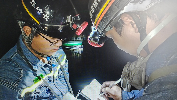 ����úҵ��˾����ú���衰���͡����� ���Ρ�ǰ����ء�