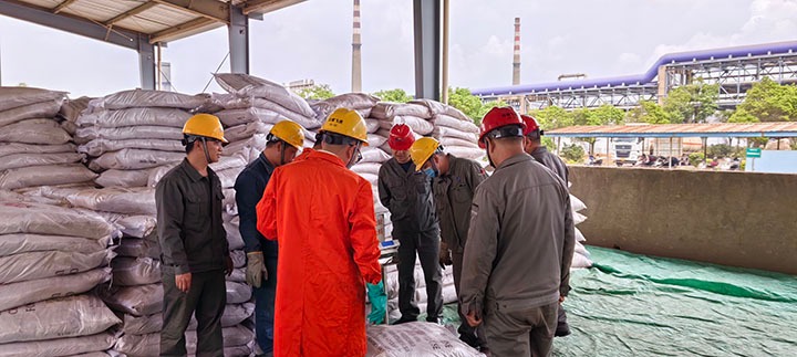 �������� ʵ�ֹ�ҵ���״�ֱ������