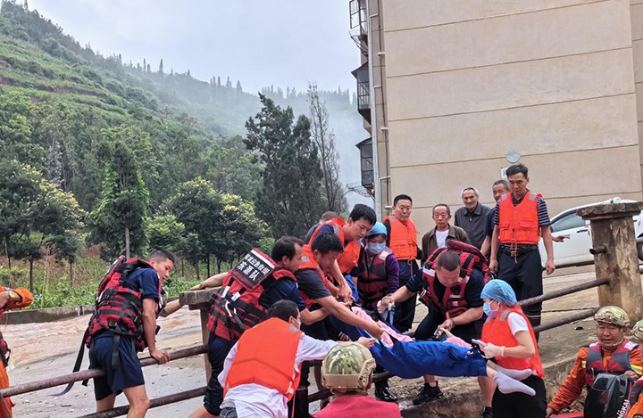 Ҫ��ʱ�̳���ǰ����Ѵ���ջ�ƽ������ú�������ж���