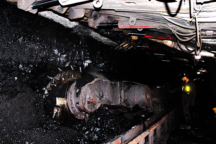 ����ú��˾�����ú̿��������������͡�ú�á���ǰ��