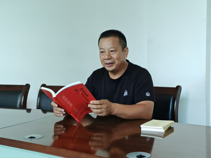 7.解化 李伟2.jpg 7.解化 李伟2.jpg